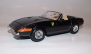 Ferrari 365 GTS/4 Daytona Spider 1:24