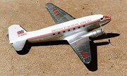 Douglas DC-3 1:144