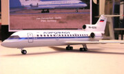 Yakovlev Yak-42 1:144