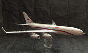 Ilyushin Il-96 1:144