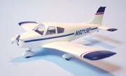 Piper PA-28 Cherokee 1:48