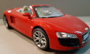 Audi R8 1:24