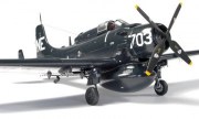 Douglas AD-4W Skyraider 1:72